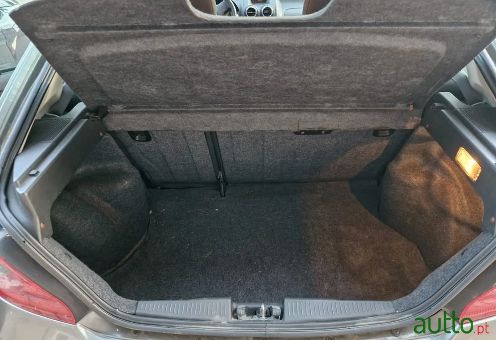 2004' Rover 25 photo #5