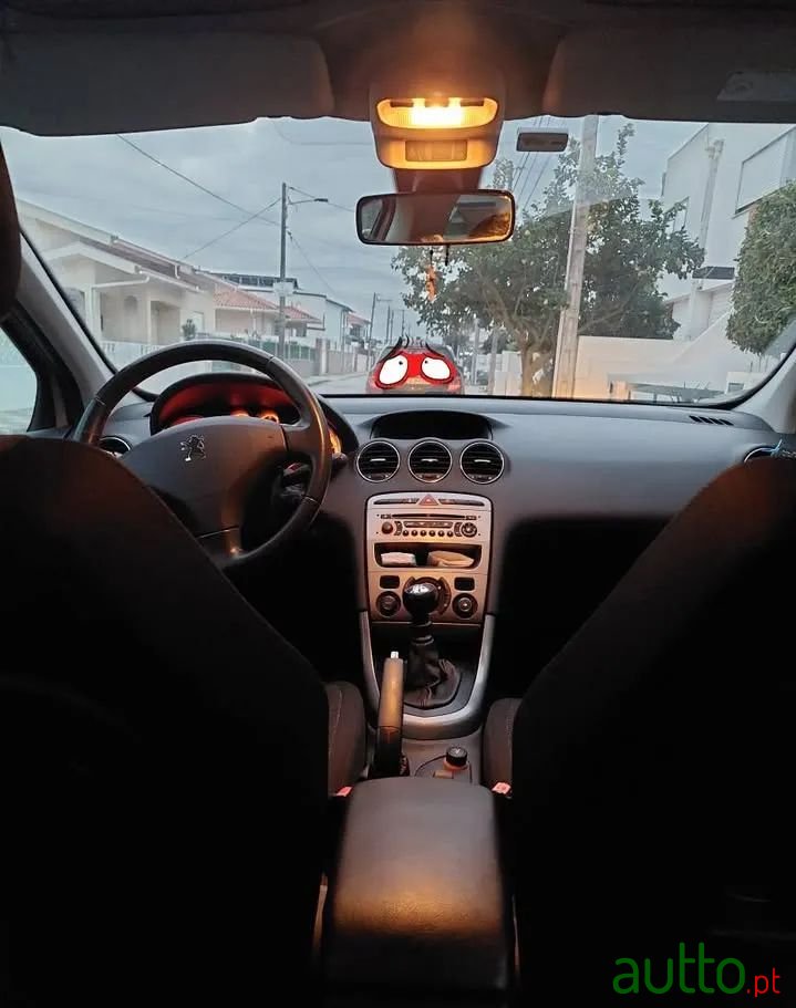 2009' Peugeot 308 Sw photo #6