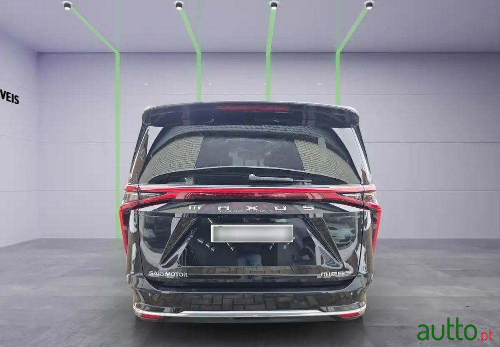 2023' Maxus MIFA 9 Luxury photo #5
