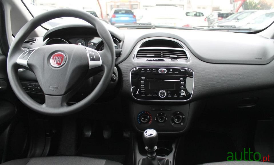 2018' Fiat Punto photo #5