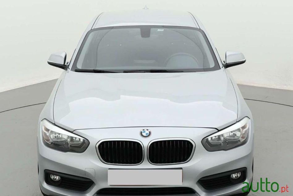 2016' BMW 116 D Advantage photo #2