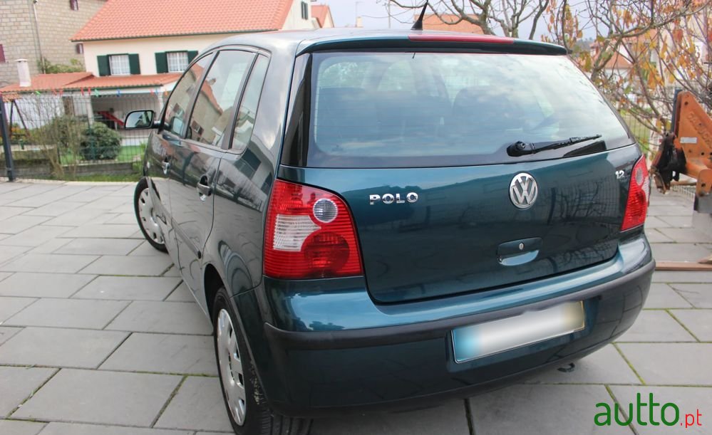 2002' Volkswagen Polo photo #3