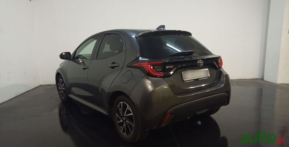 2021' Toyota Yaris 1.0 Vvt-I Exclusive photo #2