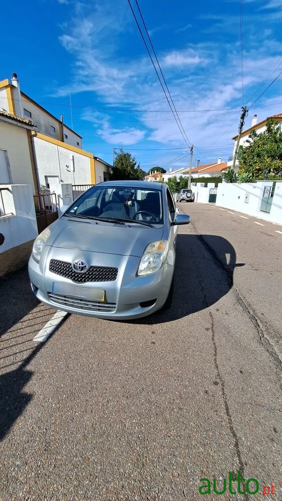 2006' Toyota Yaris 1.4 D-4D Ac photo #4