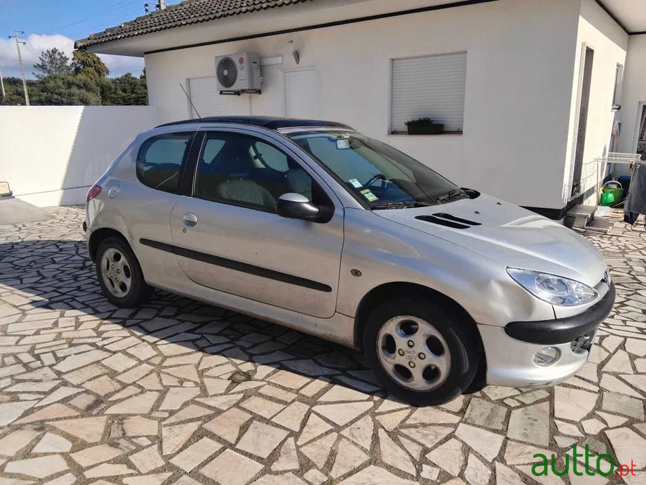 2003' Peugeot 206 photo #4