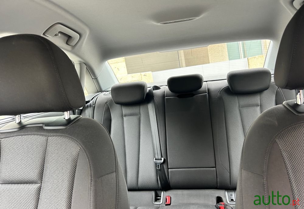 2018' Audi A4 2.0 Tdi Advance S Tronic photo #6