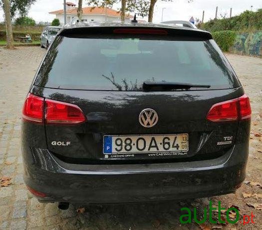 2013' Volkswagen Golf Variant photo #3