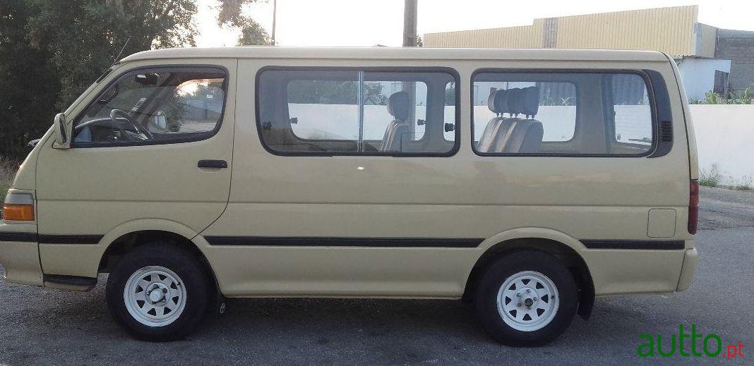 1992' Toyota Hiace photo #3