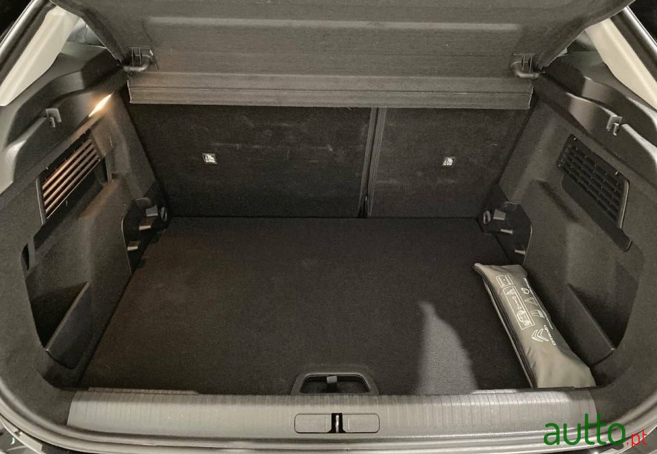 2021' Citroen C4 photo #5