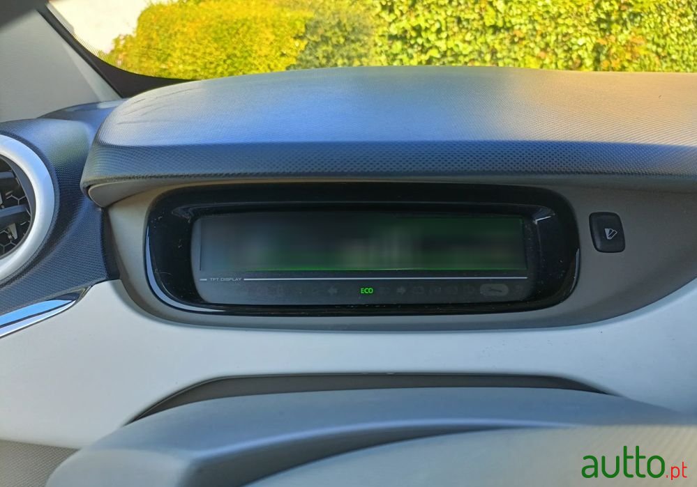 2015' Renault Zoe photo #4