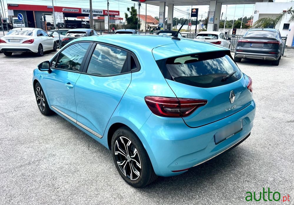 2020' Renault Clio photo #3