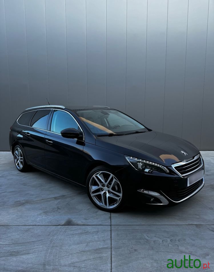 2014' Peugeot 308 1.6 Bluehdi Allure photo #2