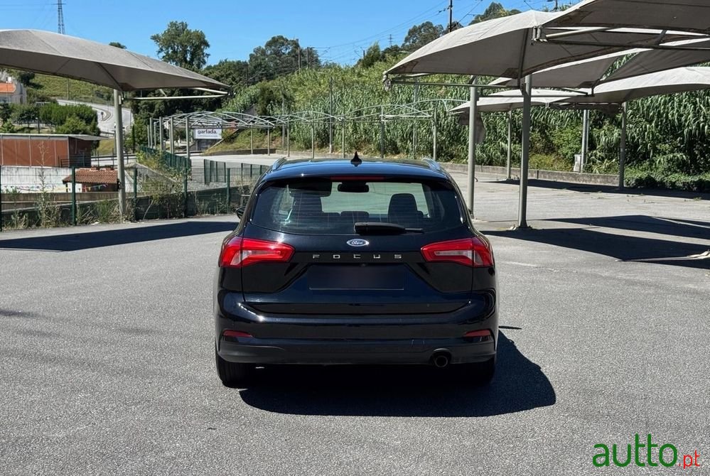 2020' Ford Focus Sw photo #5