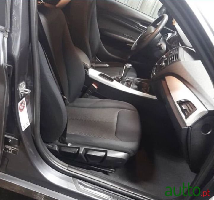 2013' BMW 116 photo #1