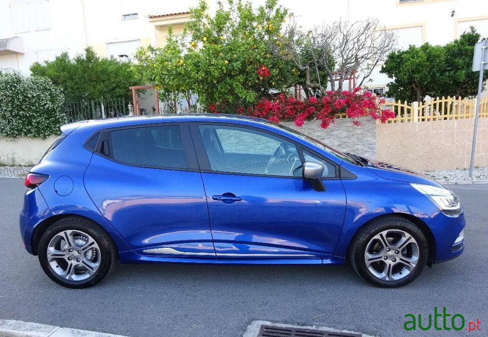 2016' Renault Clio Gt-Line photo #4