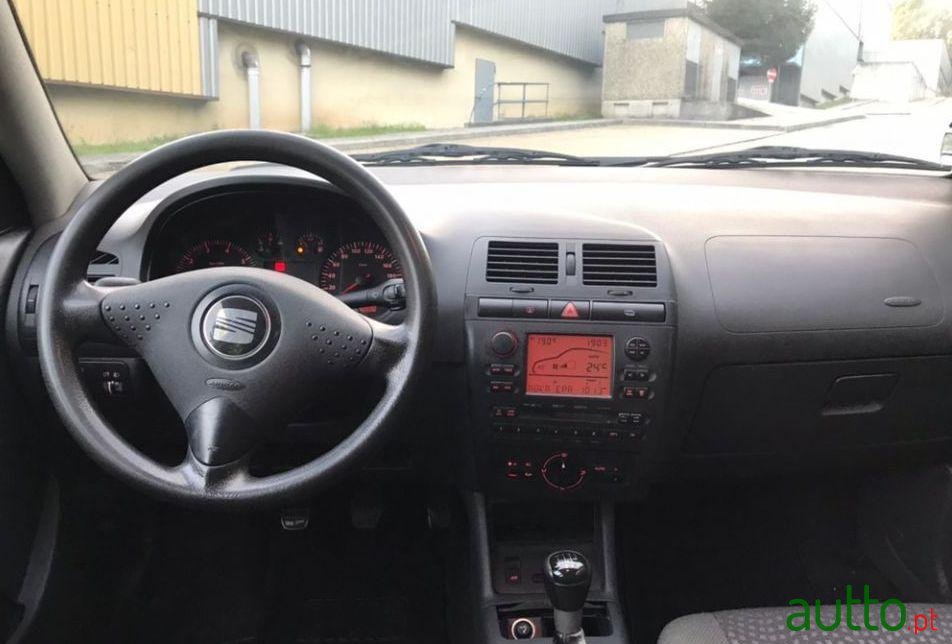 2000' SEAT Cordoba photo #1