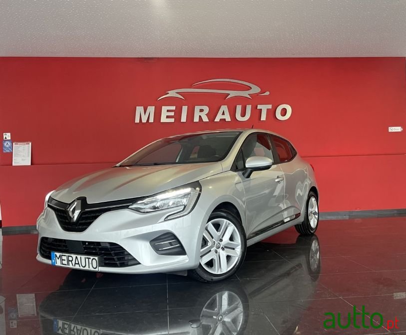 2019' Renault Clio photo #1
