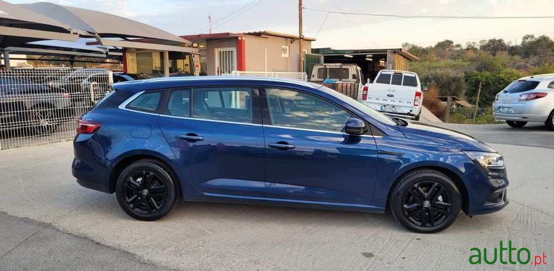 2019' Renault Megane Sport Tourer photo #6