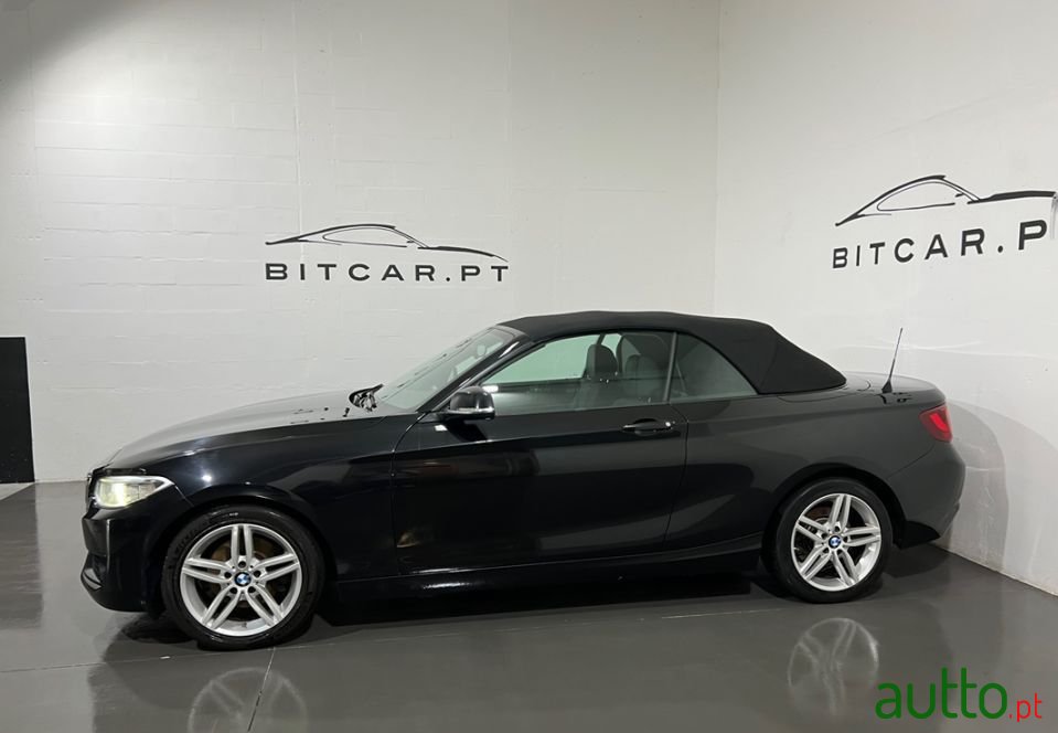 2016' BMW 220 Sport photo #4