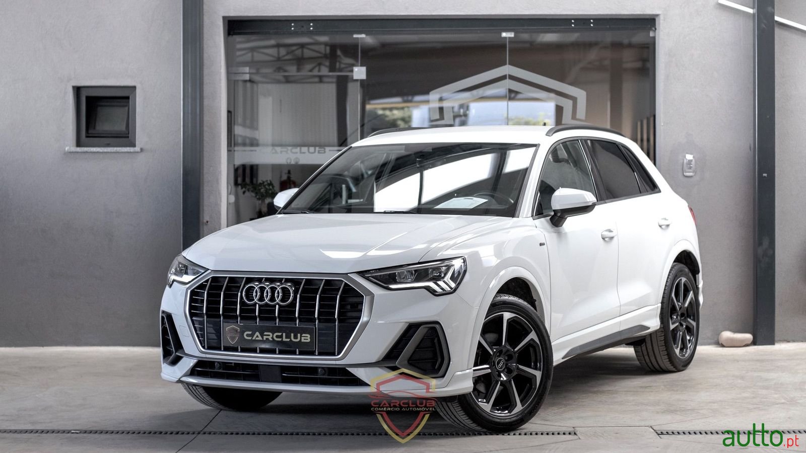2020' Audi Q3 photo #1