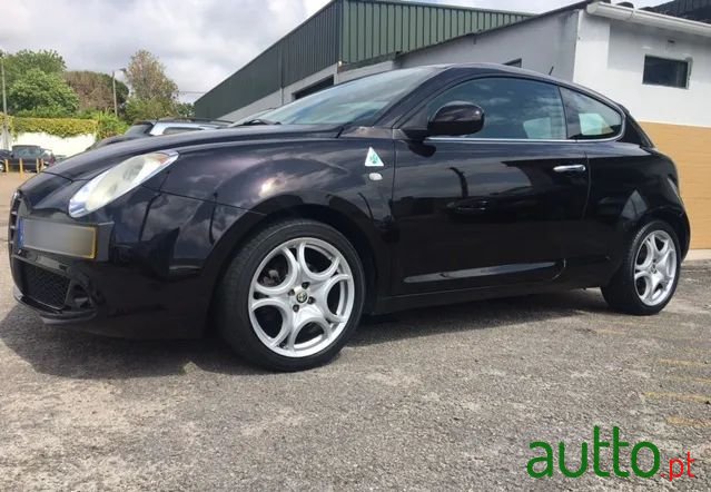 2009' Alfa Romeo MiTo 1.3 Jtd Distinctive photo #1