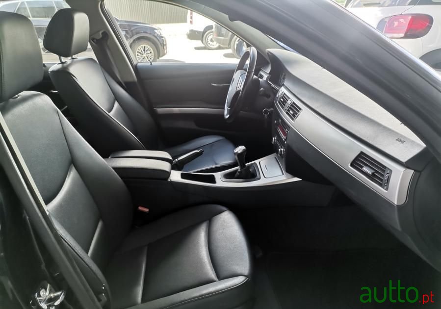 2007' BMW 320 photo #6