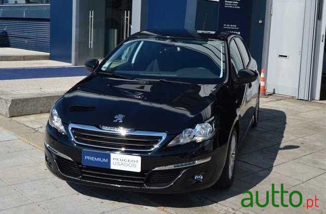 2017' Peugeot 308 1.6 Bluehdi Style photo #2