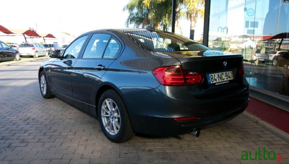 2012' BMW 316 d photo #2