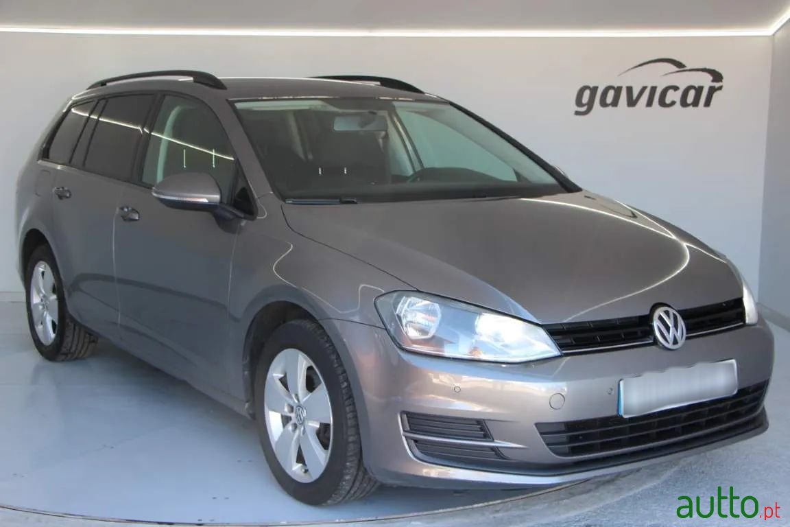 2014' Volkswagen Golf Variant photo #1