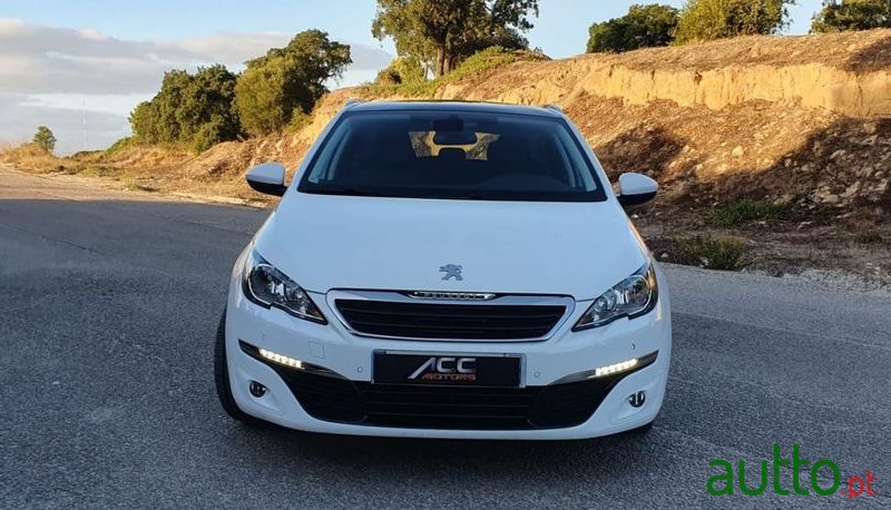 2016' Peugeot 308 Sw photo #2