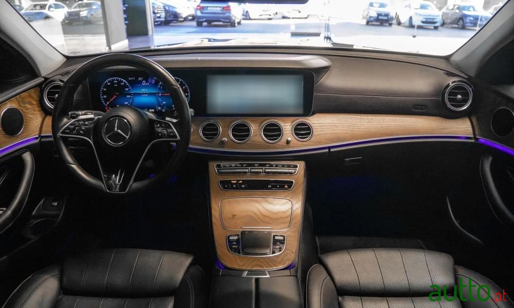 2022' Mercedes-Benz Classe E photo #5