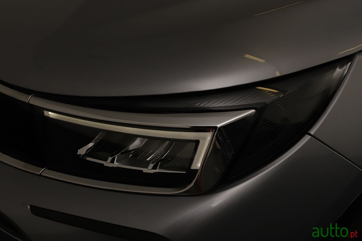 2022' Opel Grandland photo #5