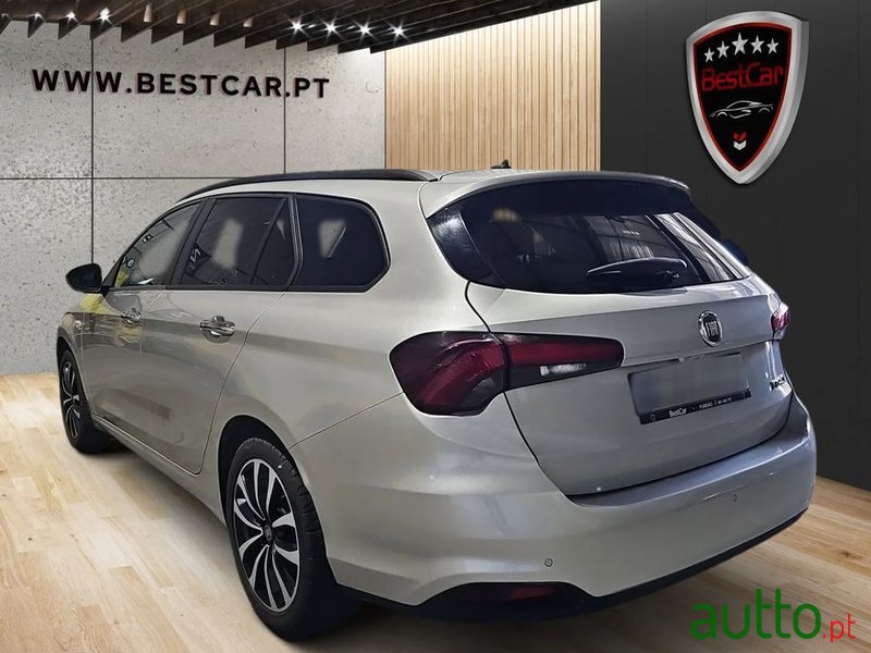 2020' Fiat Tipo Sedan photo #4