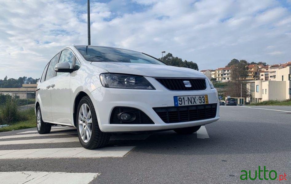 2011' SEAT Alhambra photo #1