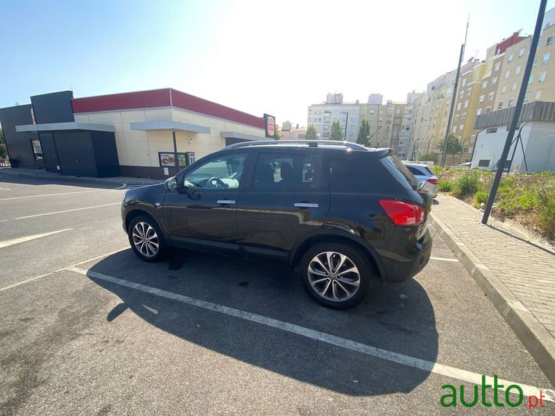 2010' Nissan Qashqai photo #1