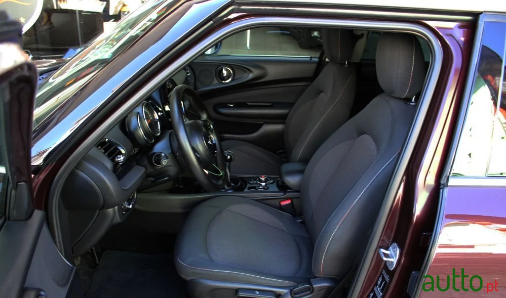 2016' MINI Clubman Cooper D photo #6
