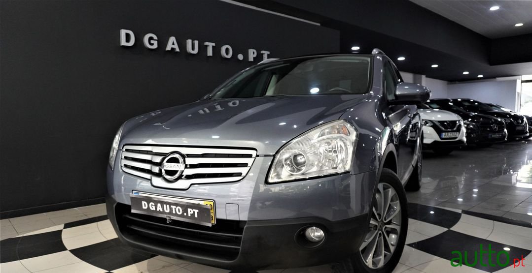 2010' Nissan Qashqai photo #1