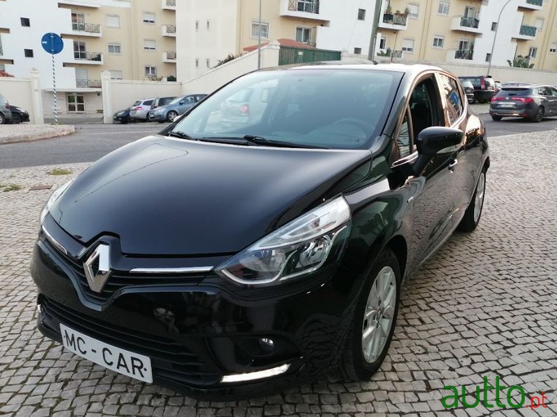 2018' Renault Clio photo #2