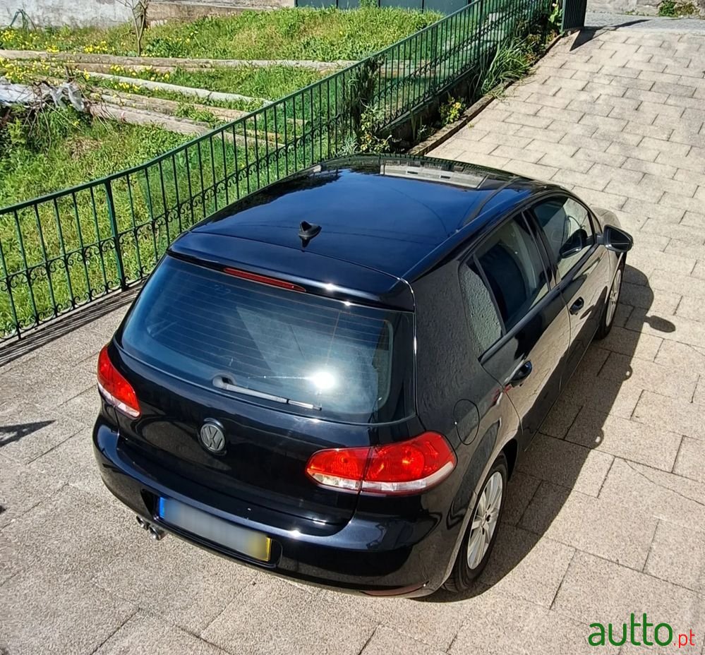 2012' Volkswagen Golf photo #3