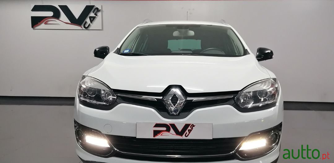 2014' Renault Megane Sport Tourer photo #4