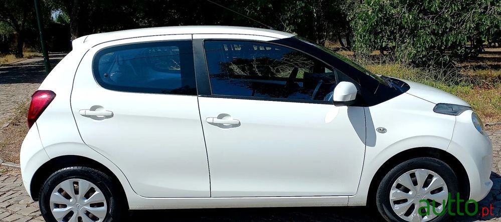 2017' Citroen C1 1.0 Vti Shine photo #5