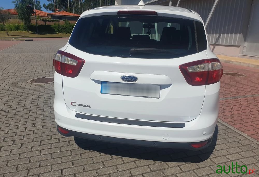 2012' Ford Focus C-MAX photo #5