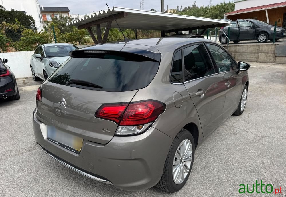 2015' Citroen C4 photo #6