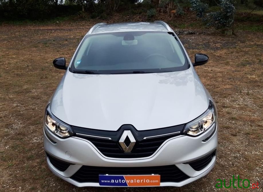 2019' Renault Megane Sport Tourer photo #2