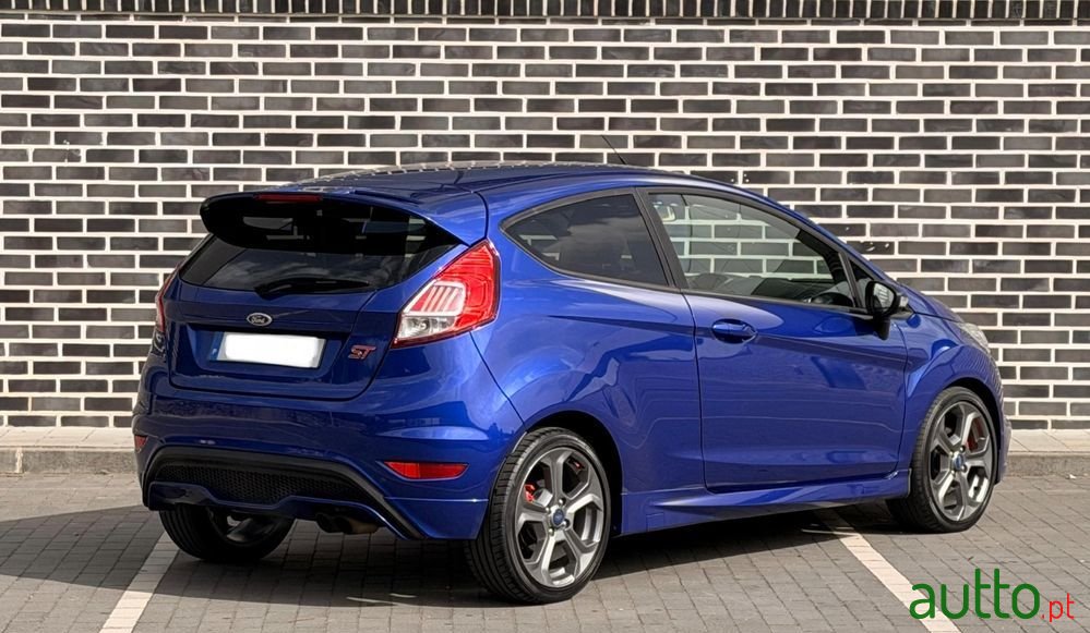 2016' Ford Fiesta 1.6 Ecoboost St photo #3