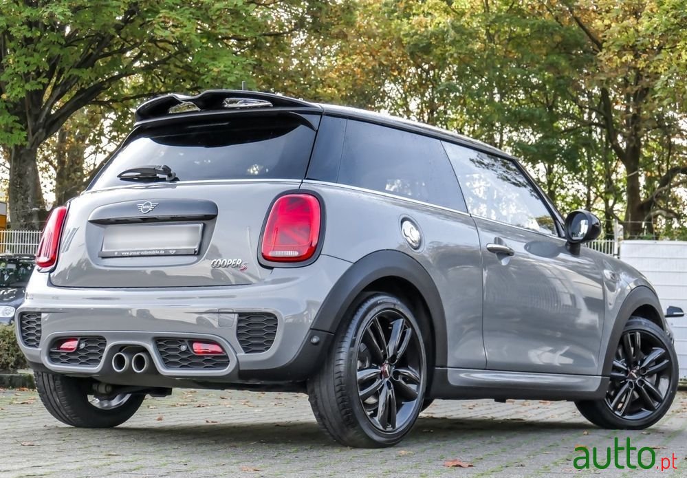 2019' MINI Cooper S photo #1