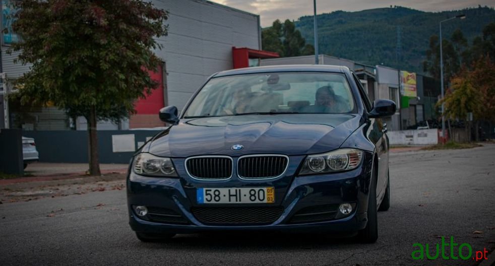 2009' BMW 320 E90 photo #2