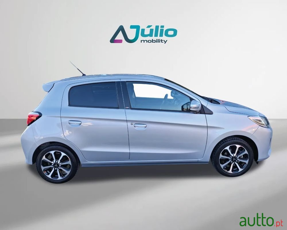 2024' Mitsubishi Space Star photo #2