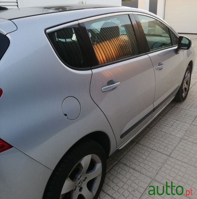 2009' Peugeot 3008 Sport photo #5