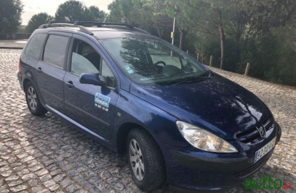 2003' Peugeot 307 Sw photo #1